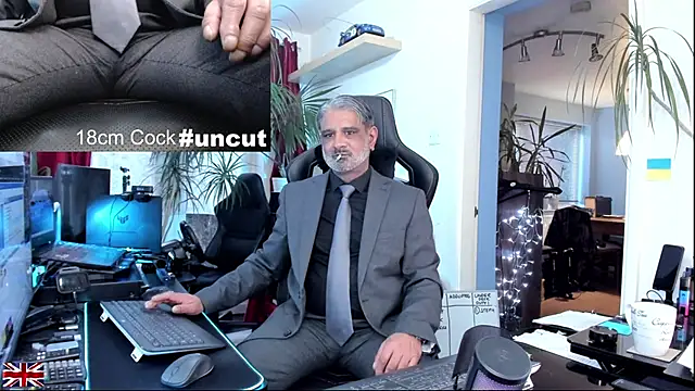 OnlineBossUK live sex cam