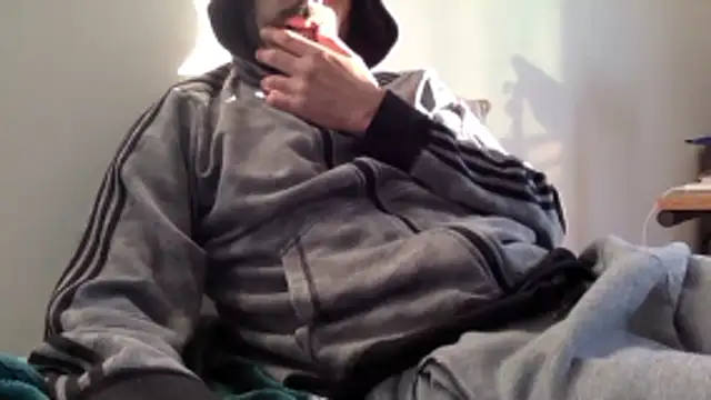 molozeb's cam snapshot