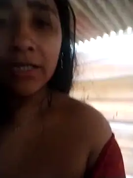 srtsara live sex cam