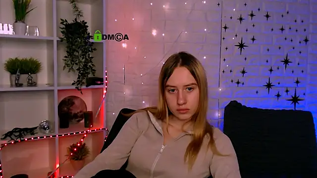 molly_lesser's cam snapshot