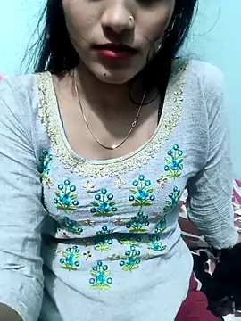 Yours-Zeenat's cam snapshot