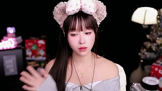 coward_by live sex cam