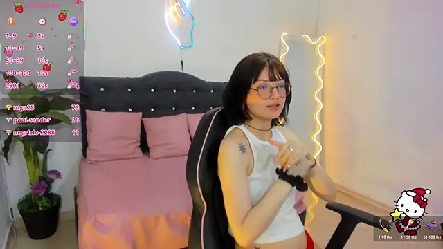 LEAH_TAY's cam snapshot