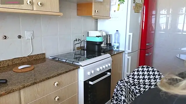 Lunamix's cam snapshot