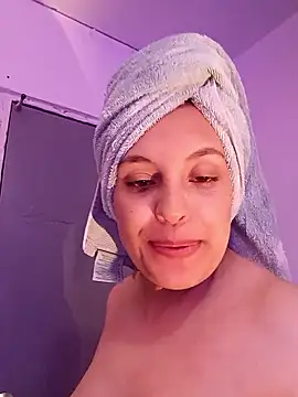 MiaStarts's cam snapshot