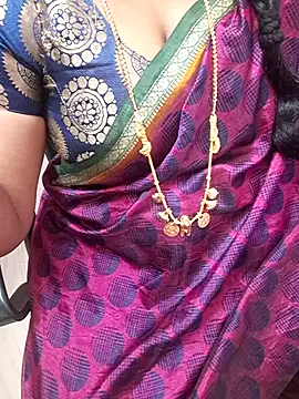 Tamil_Ammani's cam snapshot