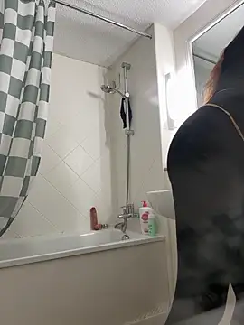 Amani_thewolf live sex cam