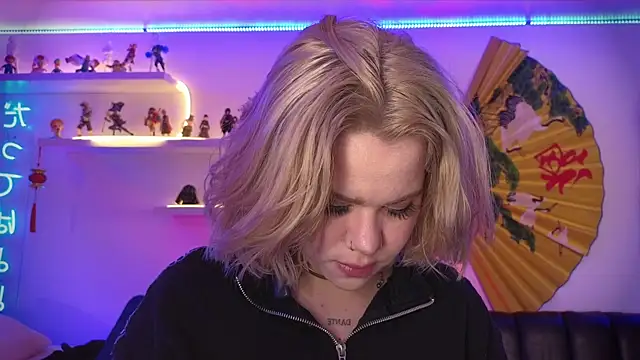 albaismynameX's cam snapshot