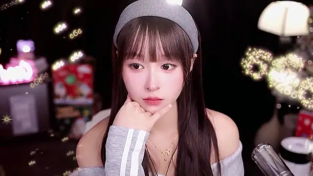 coward_by's cam snapshot