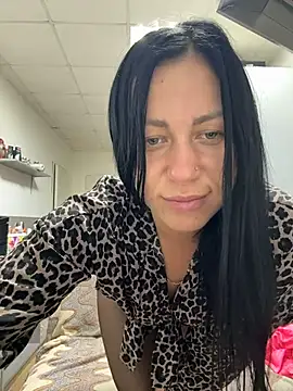 VaryaRose live sex cam