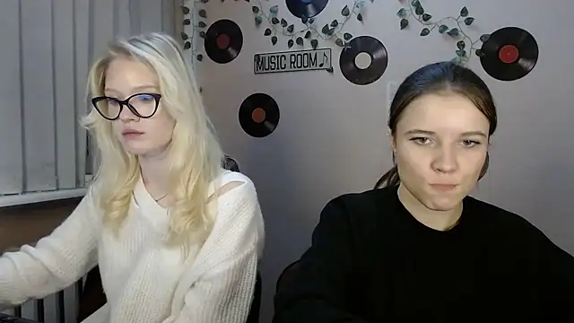 Riya_Vip's cam snapshot