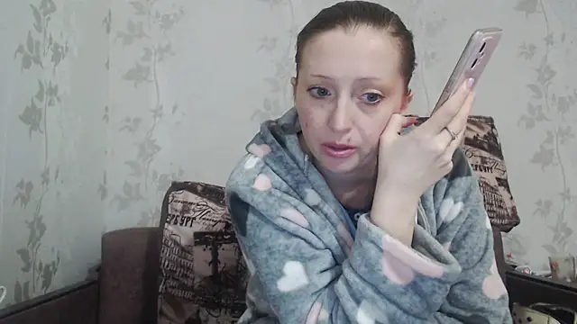 CrystallAngel's cam snapshot