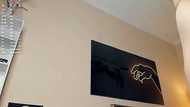 MaliaBourraine's cam snapshot