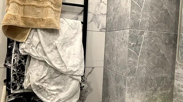 LorRebak's cam snapshot