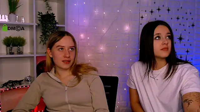 molly_lesser's cam snapshot