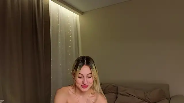 foxy_vivi's cam snapshot