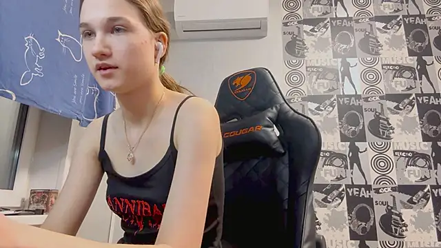 helgicuteness live sex cam