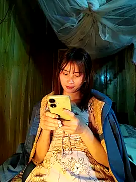 Em_xinh01 live sex cam