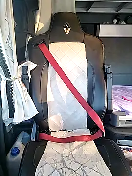 Milfa_nimfomana live sex cam