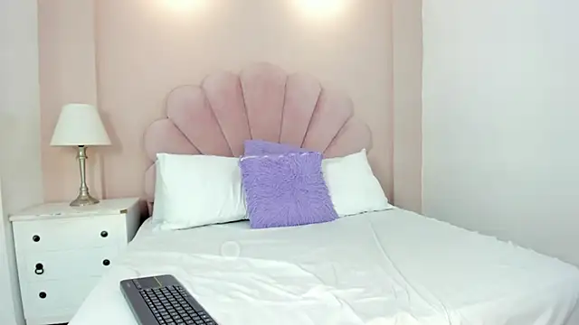 cammirose_'s cam snapshot