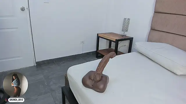 sally_rosses live sex cam