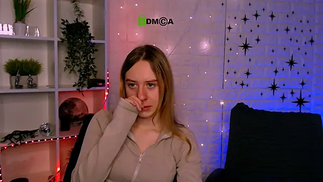 molly_lesser's cam snapshot