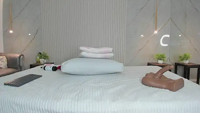 nathassa_grant's cam snapshot