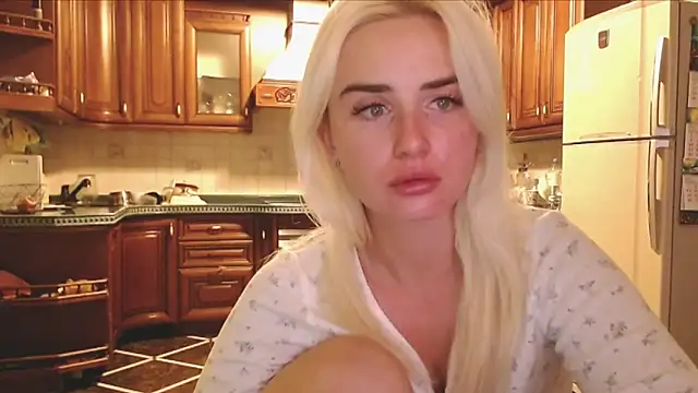 HaileyRosen's cam snapshot