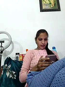 Hotty-Nidhi's cam snapshot