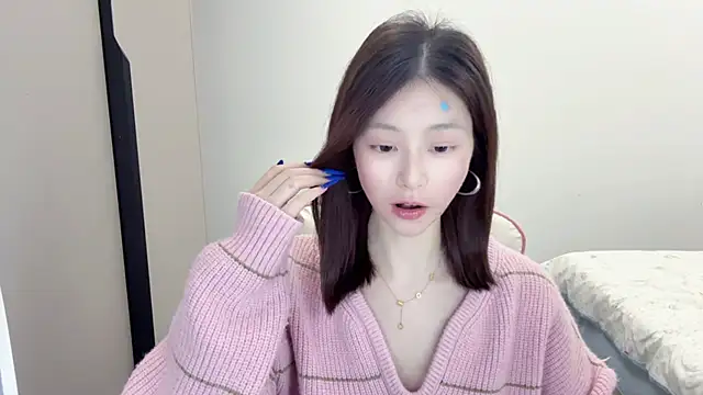 QQoooo-'s cam snapshot