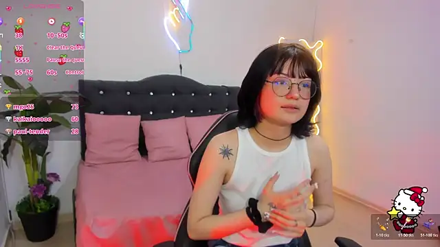 LEAH_TAY's cam snapshot