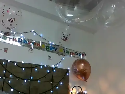 kat_paradise's cam snapshot