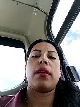 _andrea30 live sex cam