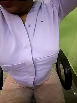 Lipstickss live sex cam