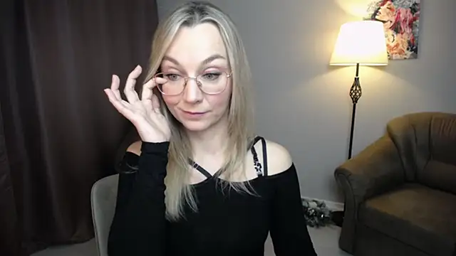 Ava_Elior live sex cam