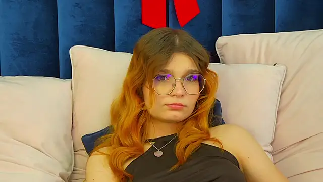 BellaMarebelle live sex cam