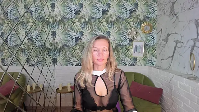 NancyGrace live sex cam