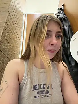 Sunny___Bunny live sex cam