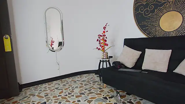 MagnusKnight_'s cam snapshot