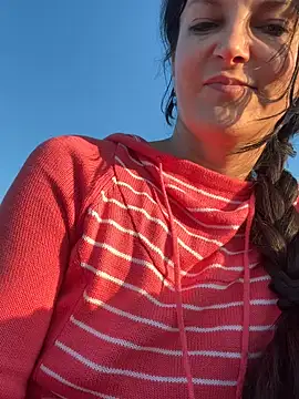 -OLYA-'s cam snapshot