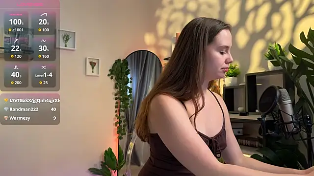 Julie_Rhodes's cam snapshot