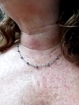 Sexy-Woman-Mature's cam snapshot