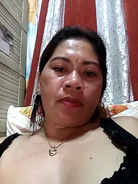 SweetChubbyMommy_02's cam snapshot