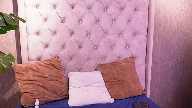 Aitana_Jhons's cam snapshot