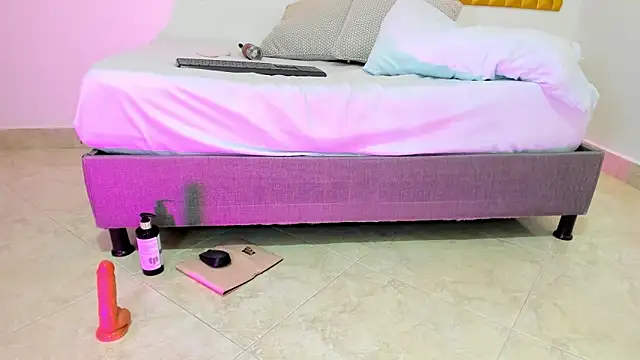 zully28_'s cam snapshot