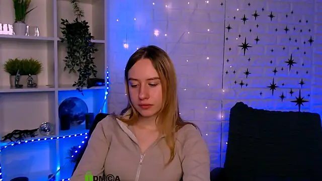 molly_lesser's cam snapshot