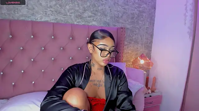 Mia_Jansen live sex cam