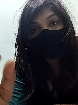 illay_love's cam snapshot