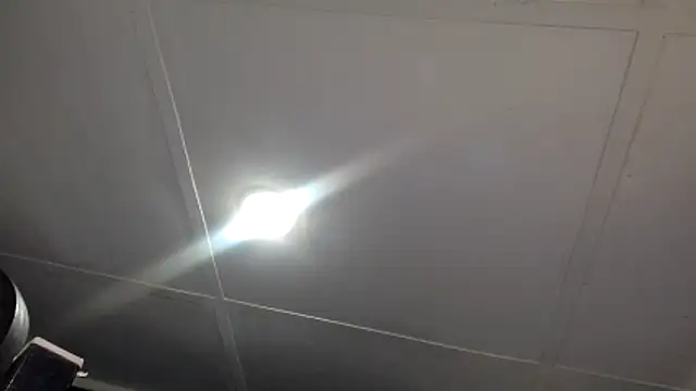 sexyhotstud12's cam snapshot