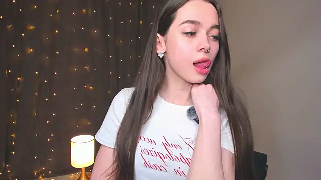 YvonneRobes's cam snapshot